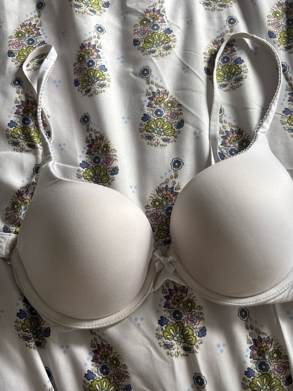 Victoria's Secret White Smooth Padded Bra